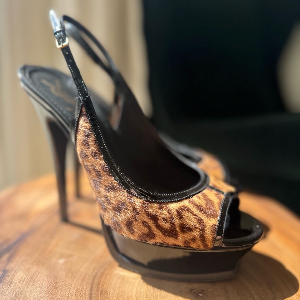 Yves Saint Laurent slingback shoes